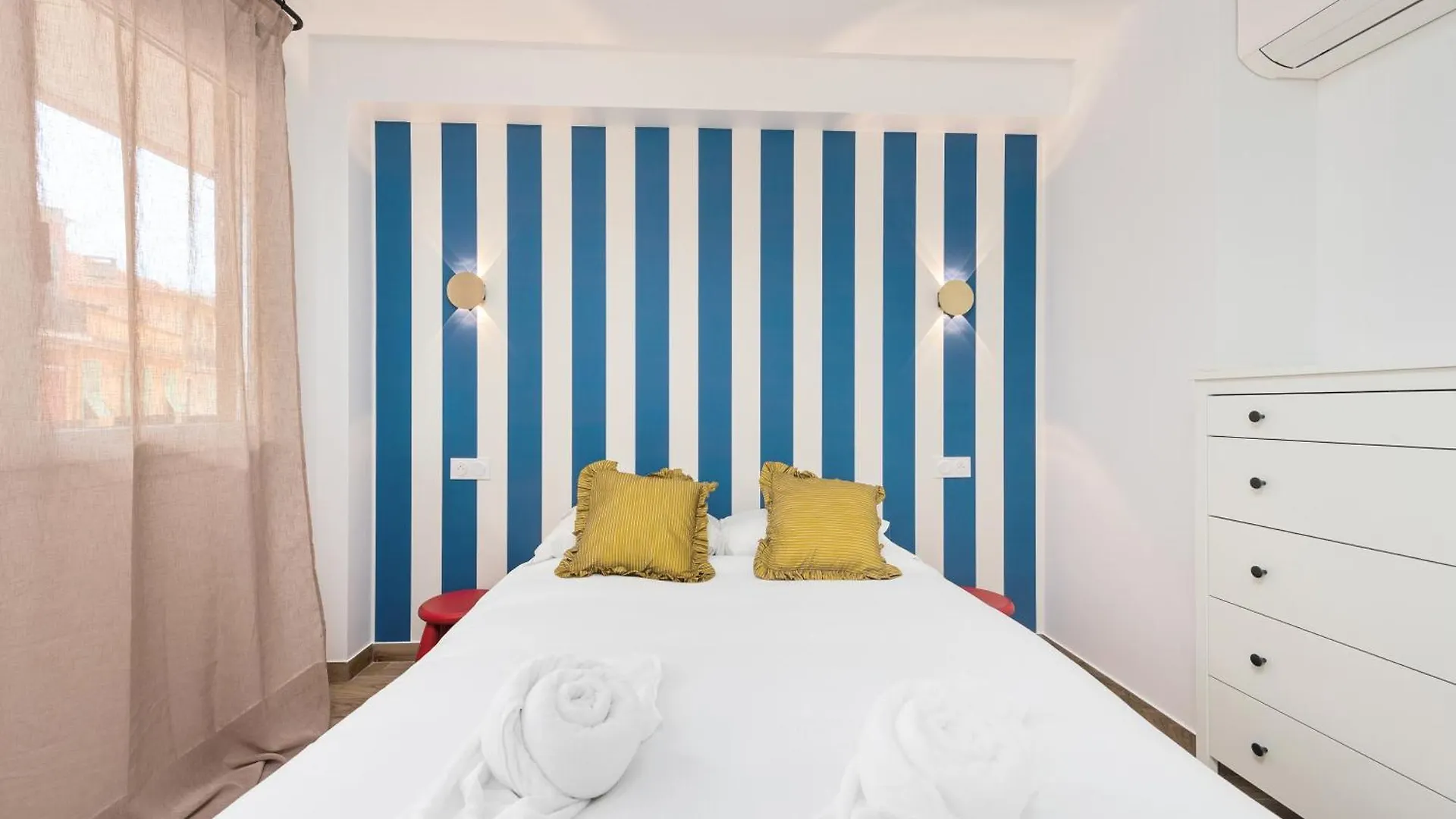 2Mn Monaco - Coquet Appartement Renove - Dm Roquebrune-Cap-Martin 0*,  Francie